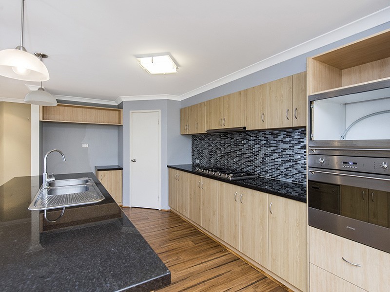 23 Tourmaline Ridge, Australind WA 6233