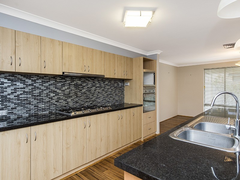 23 Tourmaline Ridge, Australind WA 6233