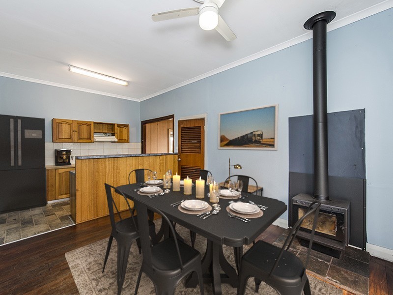 15 Lawley Street, Collie WA 6225