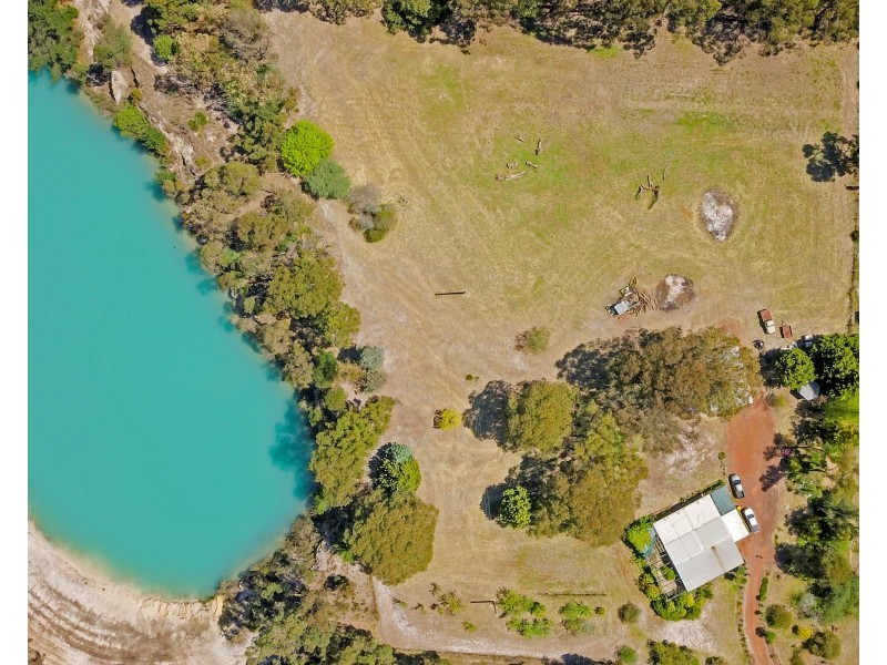 18 Buckle Street, Allanson WA 6225