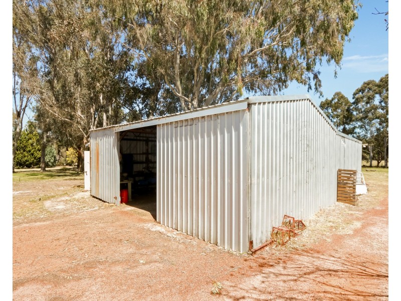 18 Buckle Street, Allanson WA 6225