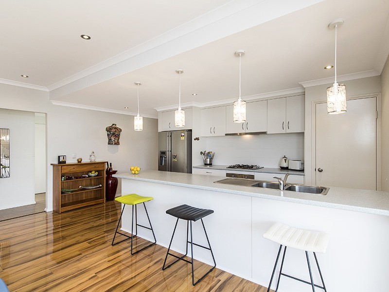 47 Castlereagh Vista, Millbridge WA 6232