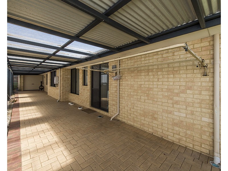 1 Sherwood Drive, Dalyellup WA 6230