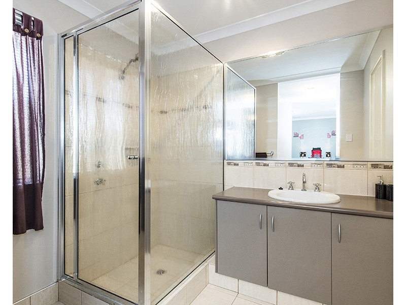 42 Chisholm Road, Dalyellup WA 6230