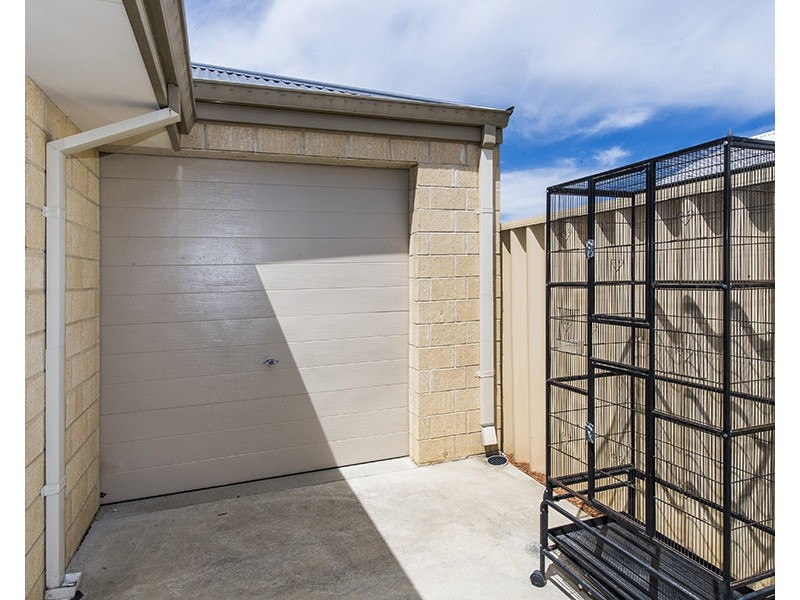 42 Chisholm Road, Dalyellup WA 6230