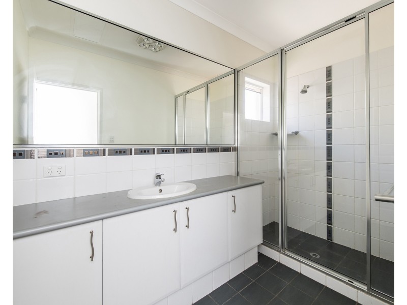 2/21 Samuel Wright Street, Bunbury WA 6230