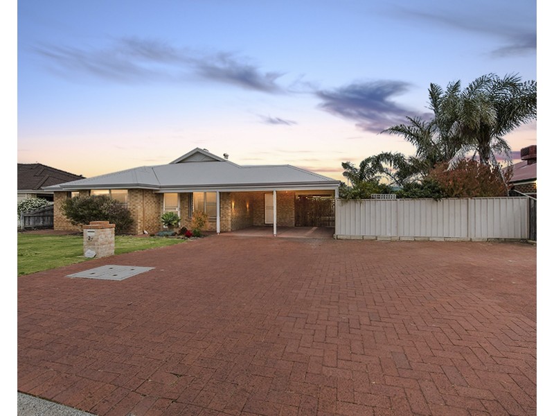 27 Macquarie Drive, Australind WA 6233