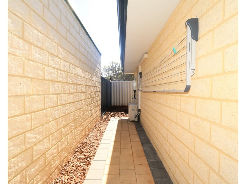 11A Mondak Place, Carey Park WA 6230