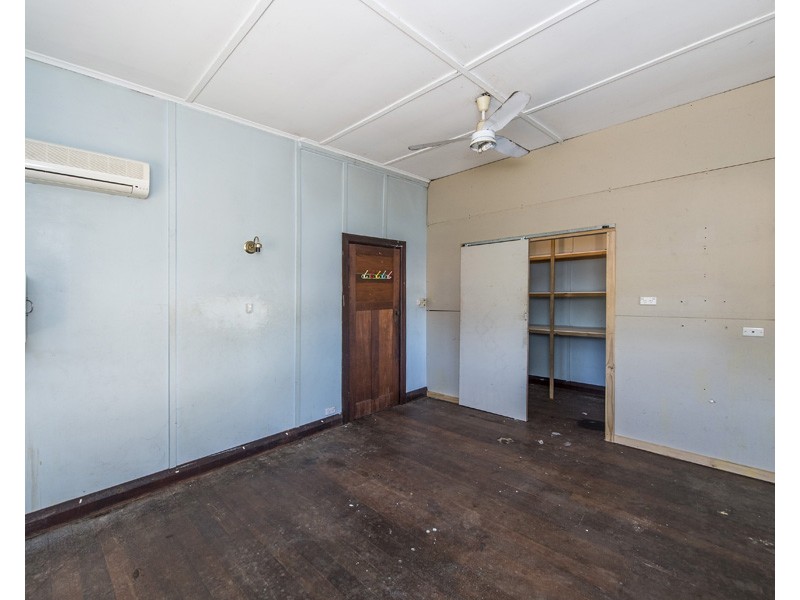 12 Wittenoom Street, Collie WA 6225