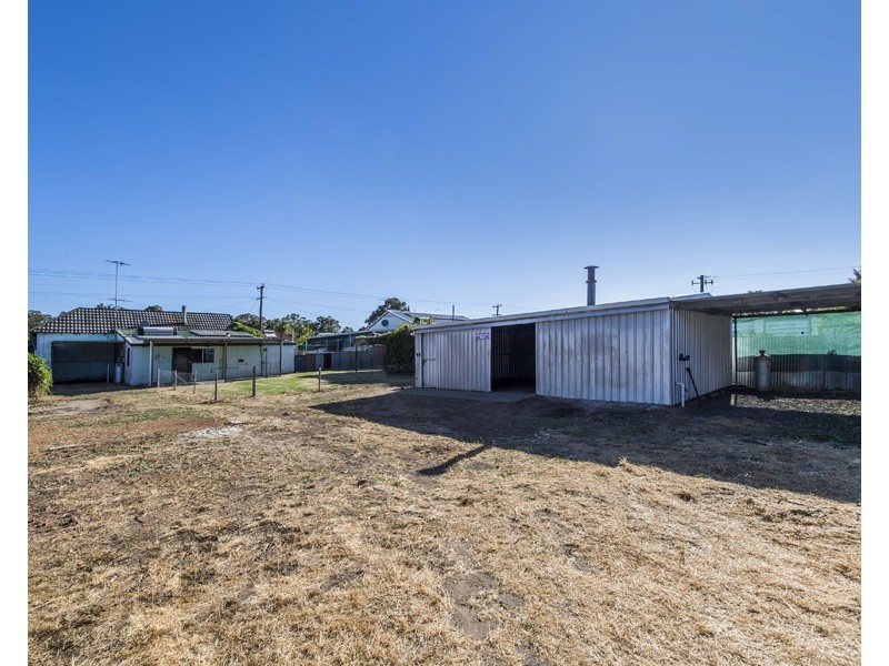 12 Wittenoom Street, Collie WA 6225