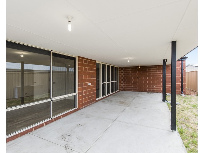 4 Kensington Lane, Australind WA 6233