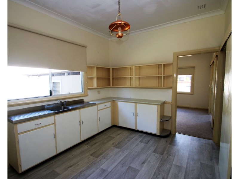 38 Queensbury Street, South Bunbury WA 6230