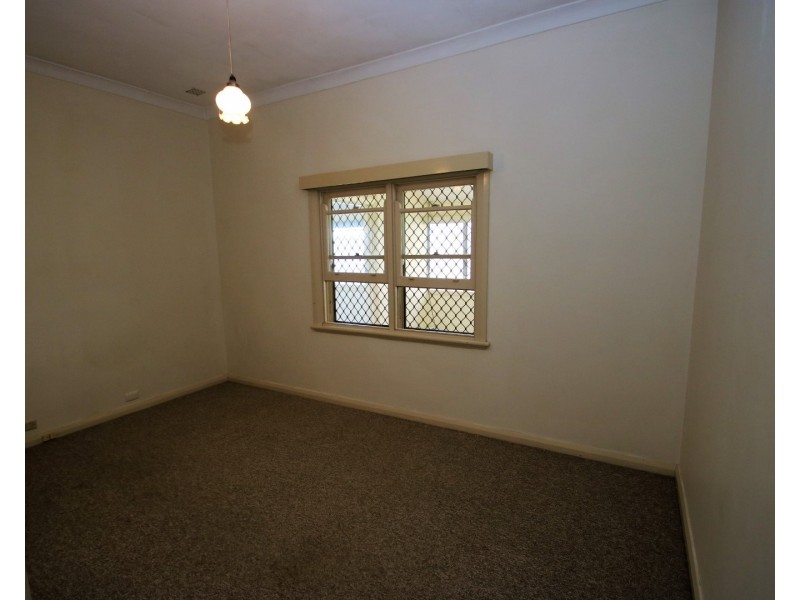 38 Queensbury Street, South Bunbury WA 6230