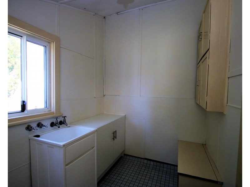 38 Queensbury Street, South Bunbury WA 6230