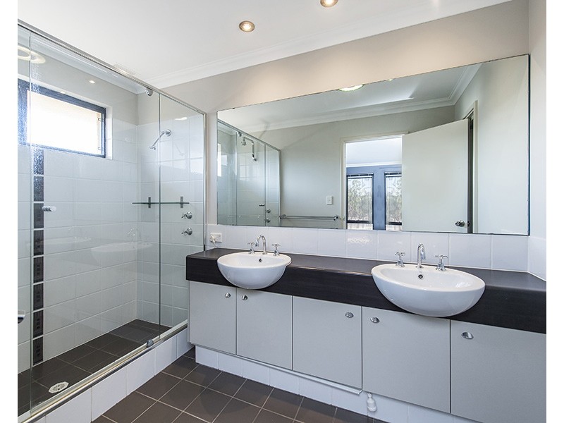 10 Binar Way, Dalyellup WA 6230