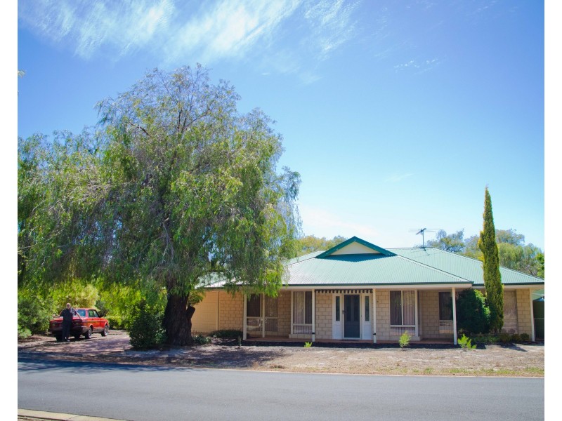 16 Ray Street, Boyanup WA 6237