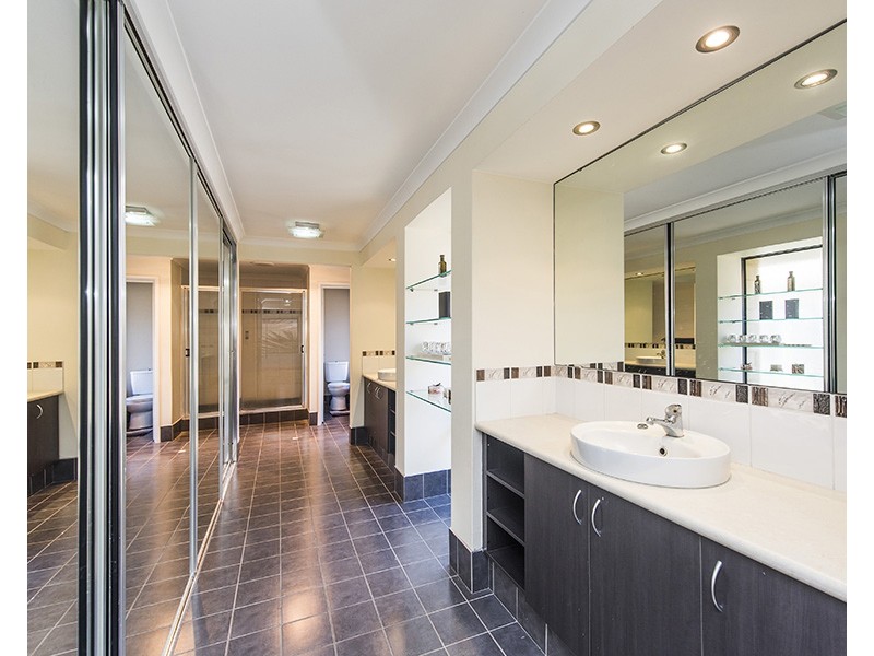 11 Westfield Way, Australind WA 6233