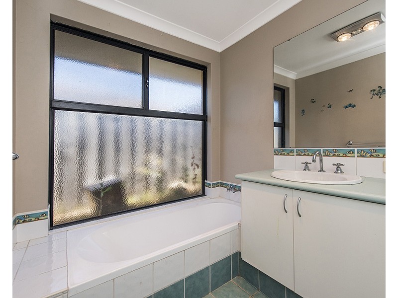 11 Westfield Way, Australind WA 6233