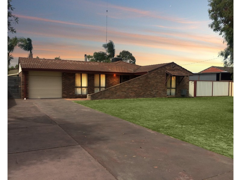 34 Ganfield Street, Carey Park WA 6230