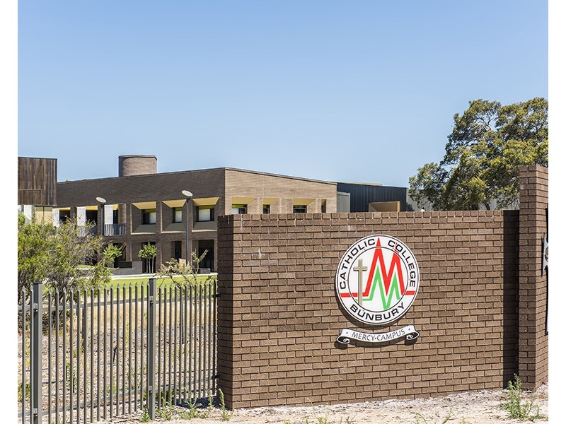 130 Macquarie Drive, Australind WA 6233