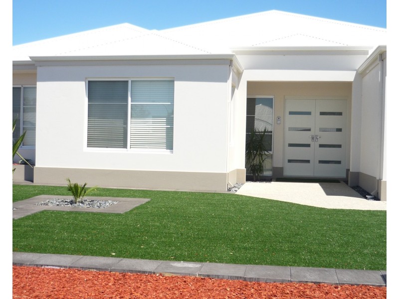 8 Kambany Approach, Dalyellup WA 6230