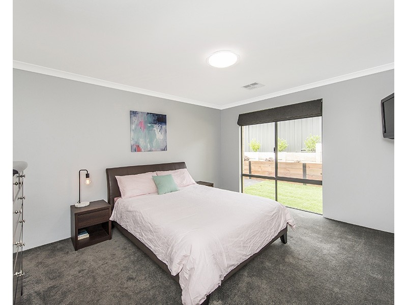 19 Milligan Avenue, Australind WA 6233