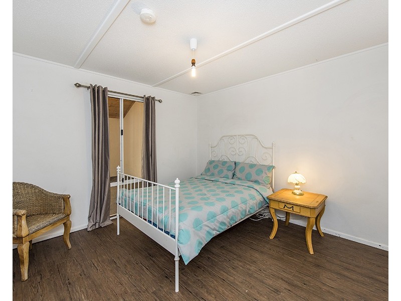 6 Edwards Road, Stirling Estate WA 6271