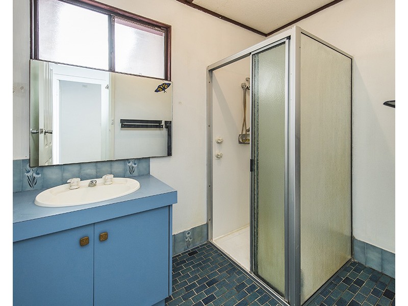 6 Edwards Road, Stirling Estate WA 6271