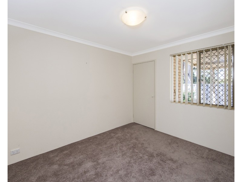 9/104 Paris Road, Australind WA 6233