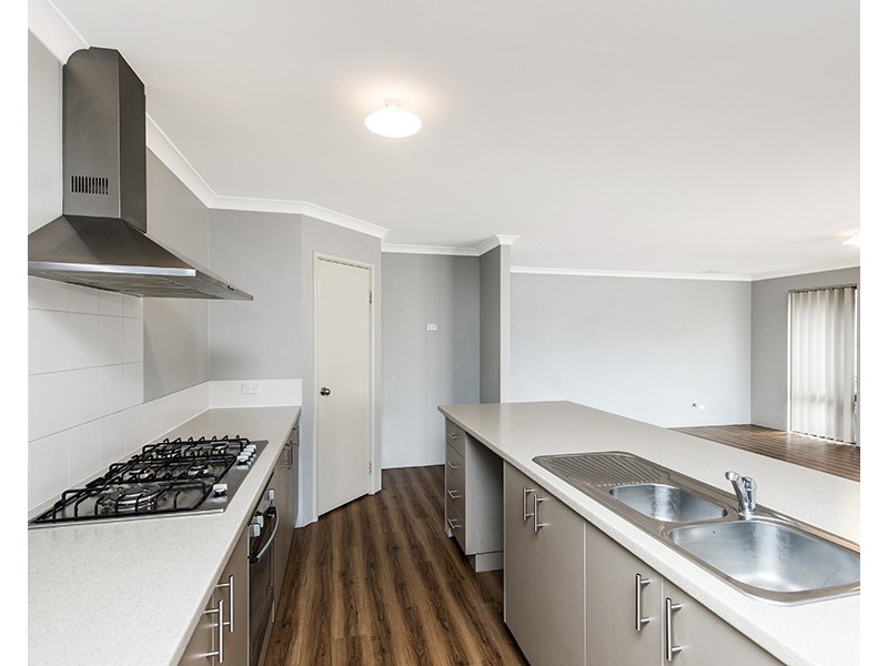 11 Tiffany Centre, Dalyellup WA 6230