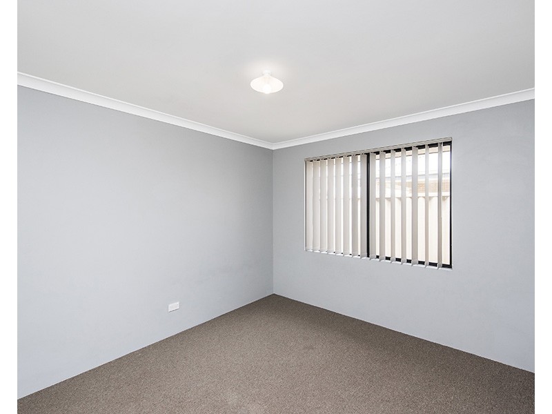 11 Tiffany Centre, Dalyellup WA 6230