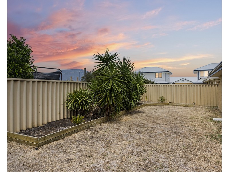 11 Tiffany Centre, Dalyellup WA 6230