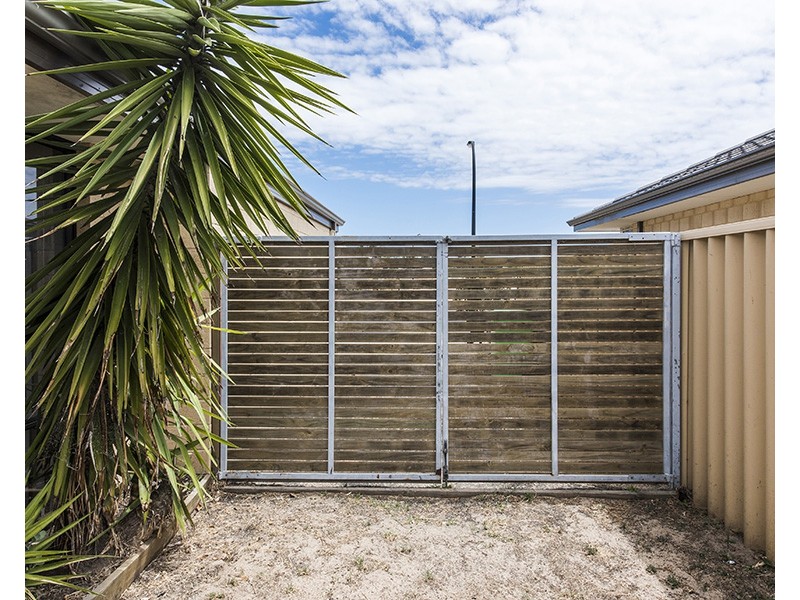 11 Tiffany Centre, Dalyellup WA 6230