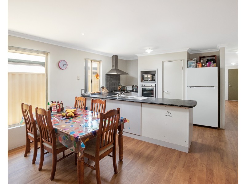 4 Sunflower Turn, Busselton WA 6280