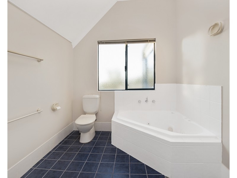 22/19 Spinnaker Boulevard, Geographe WA 6280