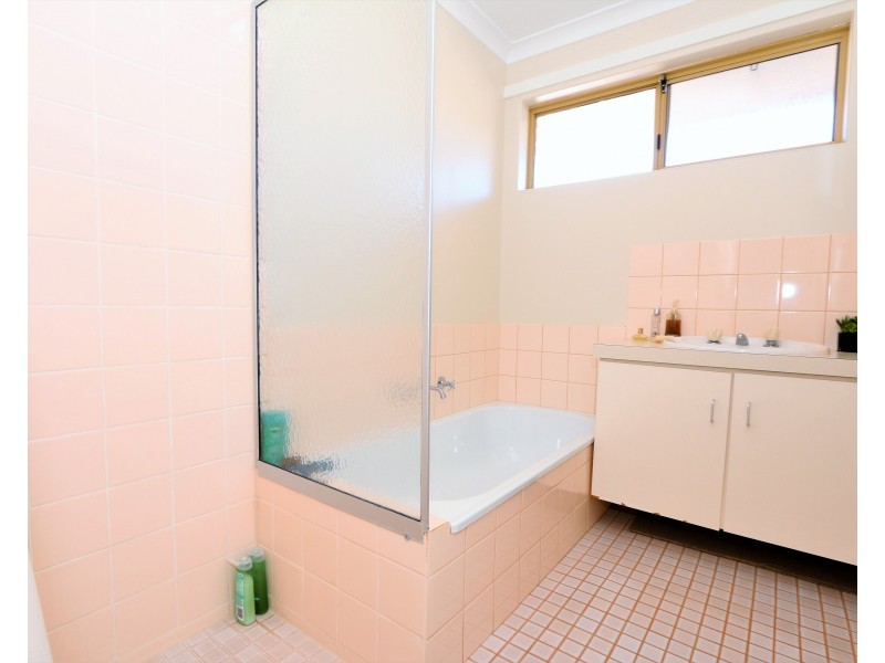 21 Littlefair Drive, Withers WA 6230