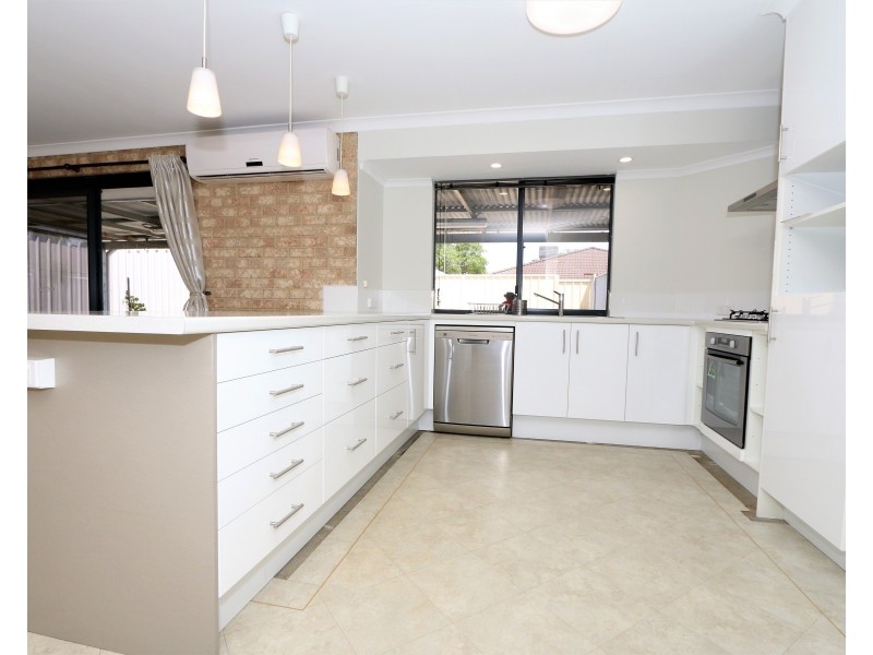 11 Kearney Way, Usher WA 6230