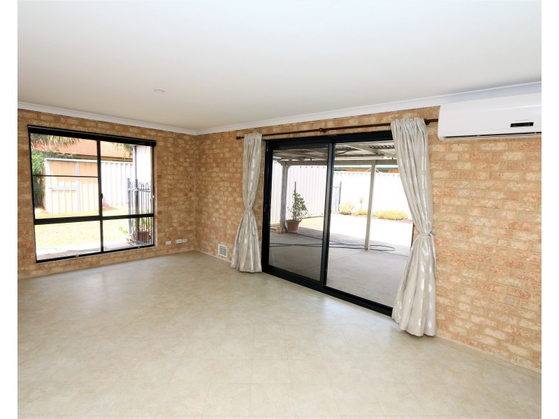 11 Kearney Way, Usher WA 6230