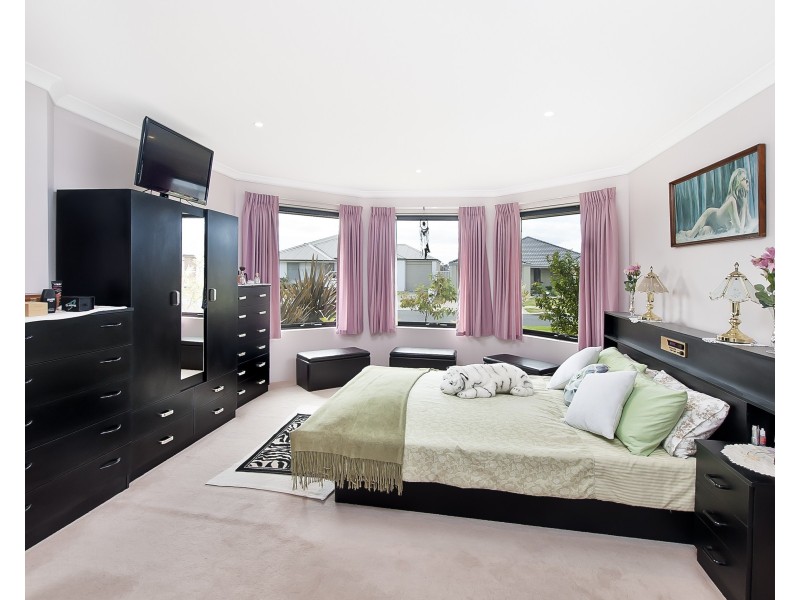 24 Marseilles Drive, Yalyalup WA 6280