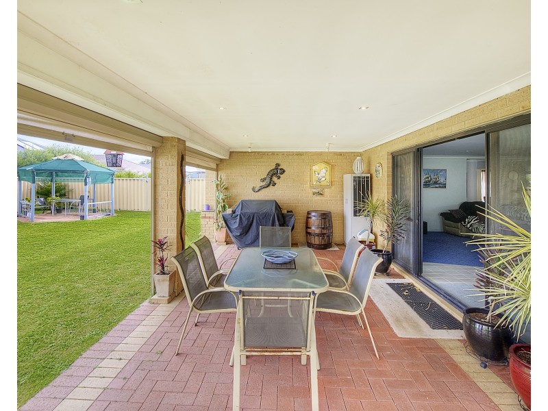 24 Marseilles Drive, Yalyalup WA 6280