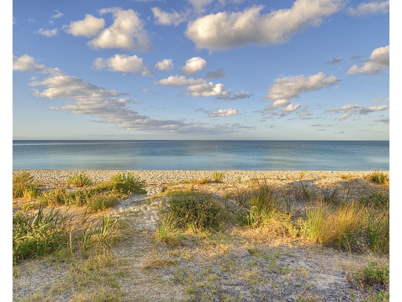 568 Geographe Bay Road, Abbey WA 6280
