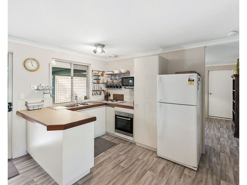 2/104 Hadfield Avenue, Busselton WA 6280