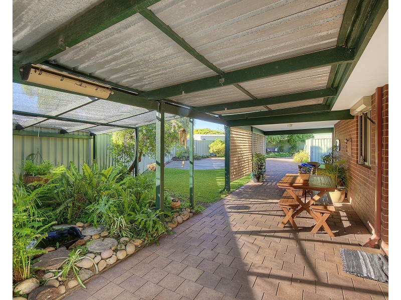 2/104 Hadfield Avenue, Busselton WA 6280