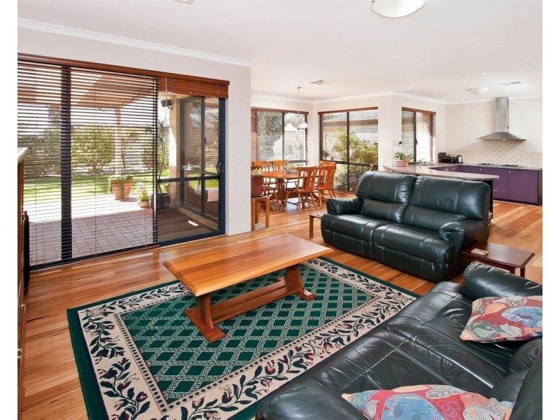 16 Bullock Court, Bovell WA 6280