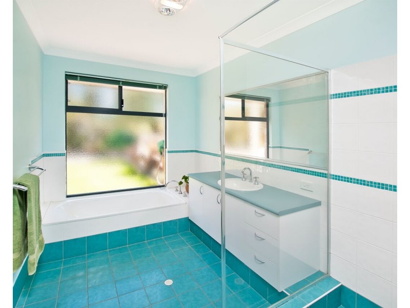 16 Bullock Court, Bovell WA 6280