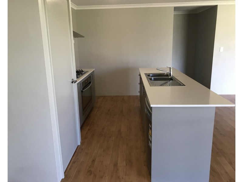 142 Aurelian Avenue, Yalyalup WA 6280