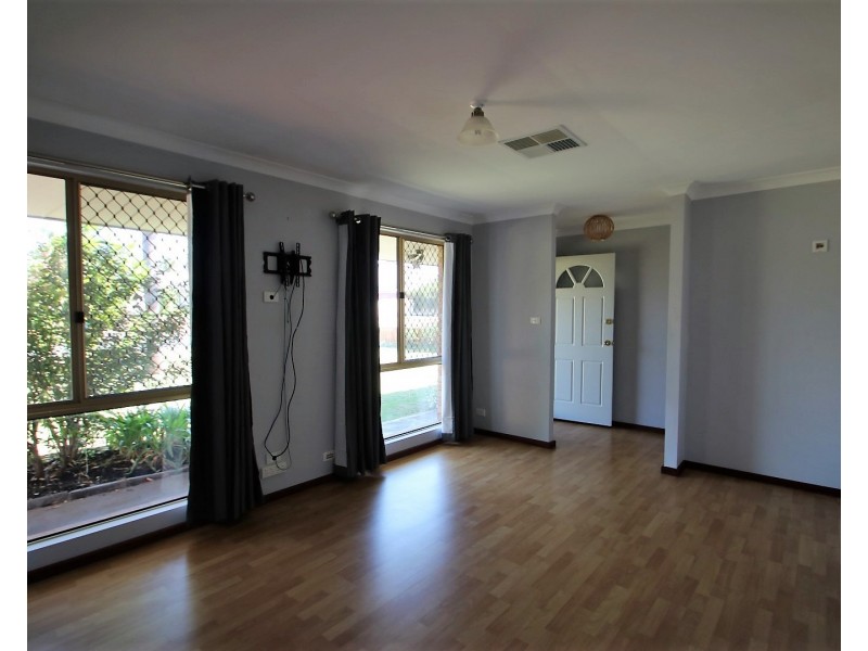 6   Chapple Drive, Australind WA 6233