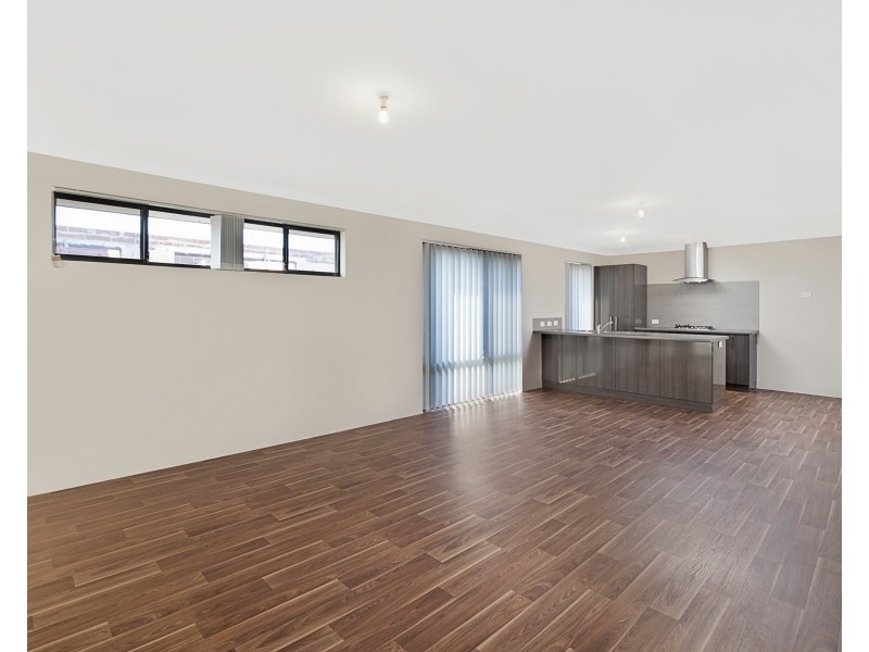 10 Castellar Pass, Yalyalup WA 6280