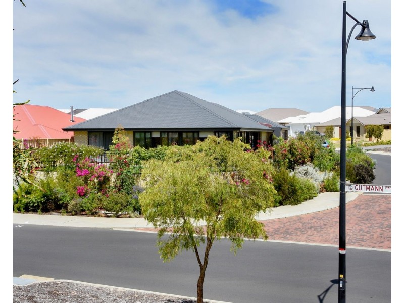 1 Advance Road, Dalyellup WA 6230