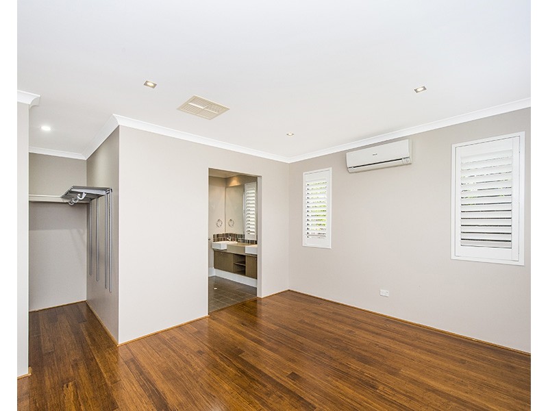 10 Millbridge Boulevard, Millbridge WA 6232